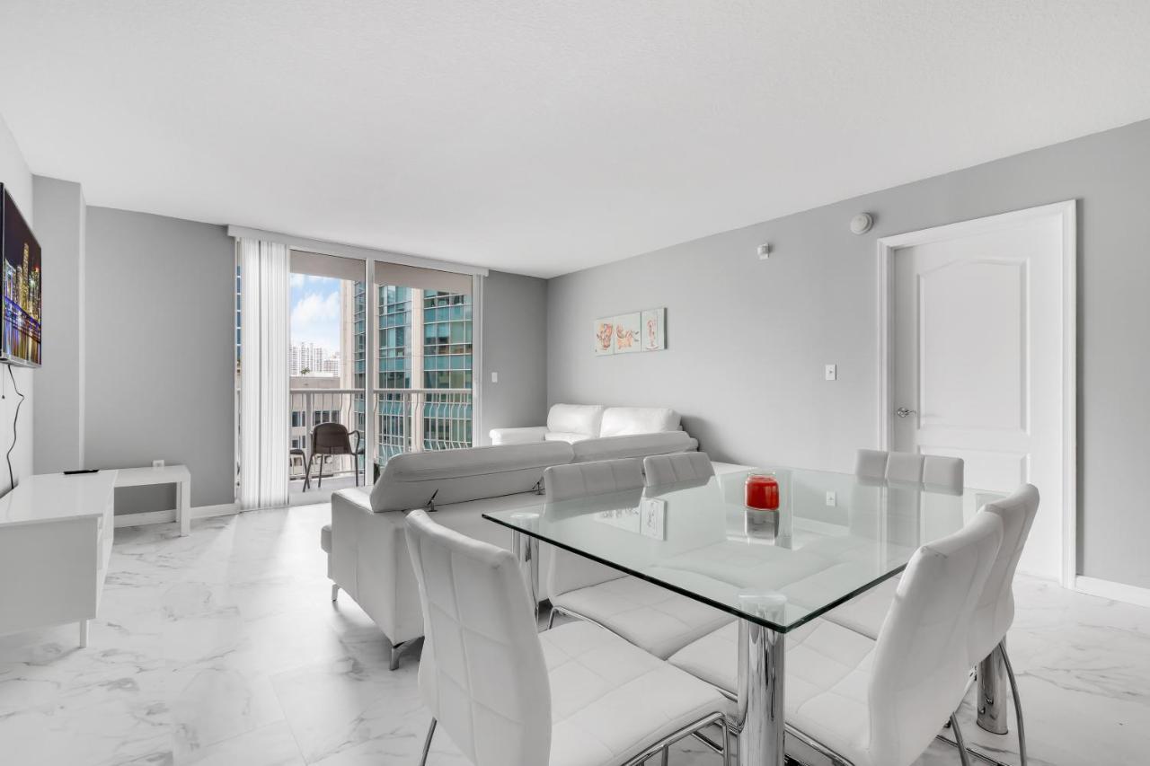 The Club At Brickell Bay Luxury Suites Miami Eksteriør bilde