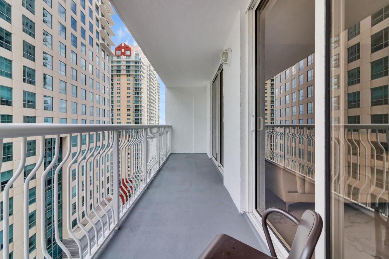 The Club At Brickell Bay Luxury Suites Miami Eksteriør bilde