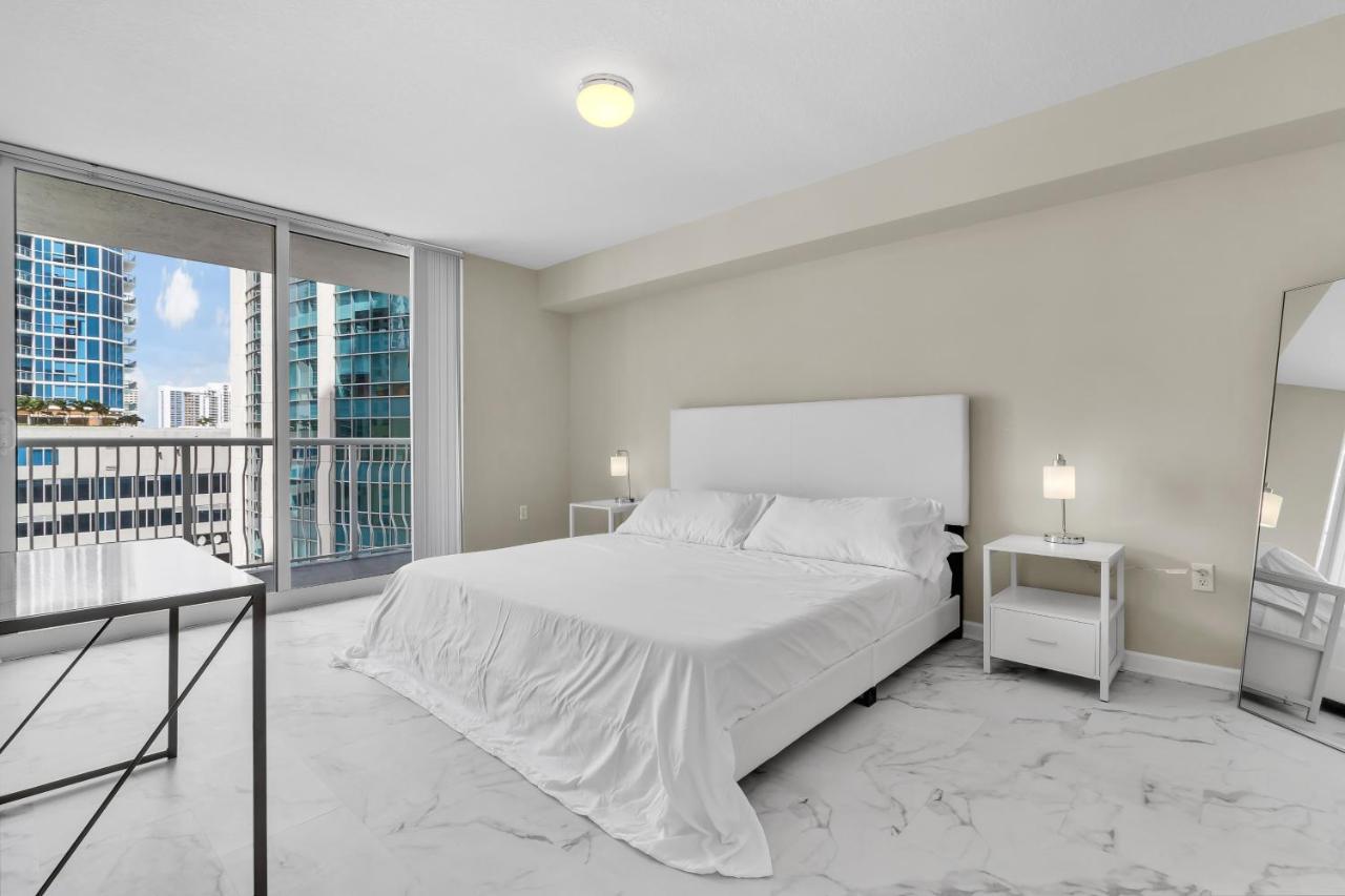 The Club At Brickell Bay Luxury Suites Miami Eksteriør bilde